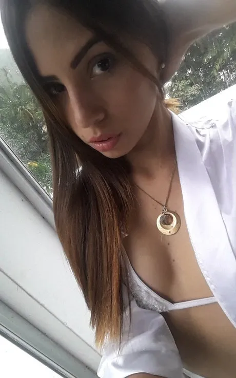 Irmak - Tuzla VIP Escort Bayan Modeli - Gerçek Fotoğraflı İlan
